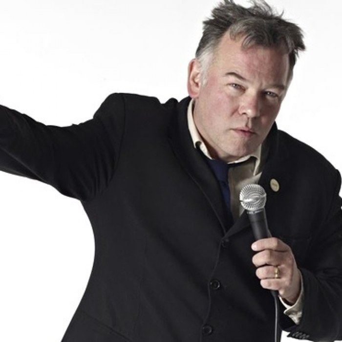 Stewart Lee: A Room With a Stew - a tongue-in-cheek comic on top of his game